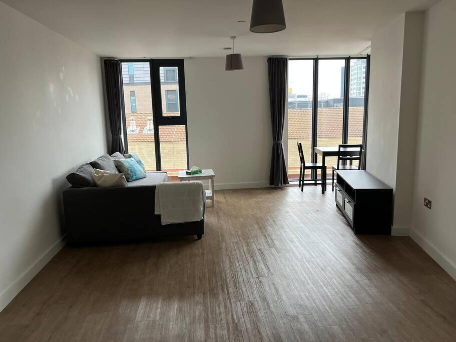 Brand New Heart Of Birmingham One Bedroom Eksteriør bilde